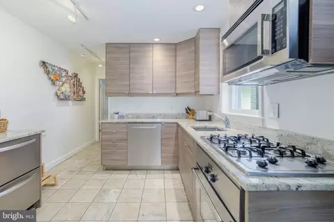 Kitchen - 607 Constitution Ave NE, Washington, DC 20002 photo 1 of 4
