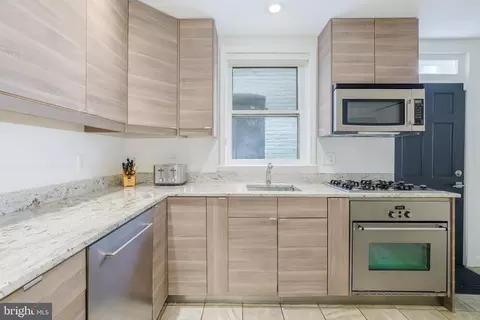 Kitchen - 607 Constitution Ave NE, Washington, DC 20002 photo 2 of 4