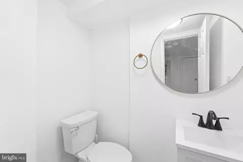 Bath - 1417 G St NE, Washington, DC 20002 photo 3 of 3