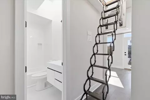 1168 Abbey Pl NE #2, Washington, DC 20002 photo 19
