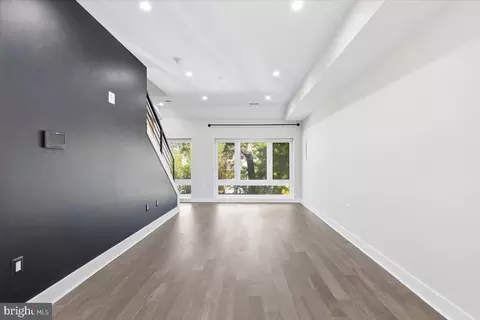 1168 Abbey Pl NE #2, Washington, DC 20002 photo 10