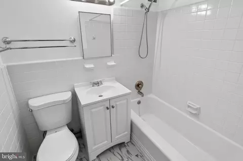 Bath - Undisclosed, Washington, DC 20016 photo 2 of 2