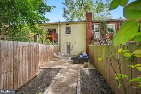 Other - 415 17th St SE, Washington, DC 20003 photo 9 of 11