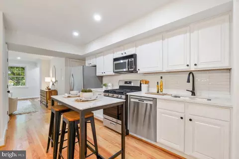 Kitchen - 415 17th St SE, Washington, DC 20003 photo 3 of 3