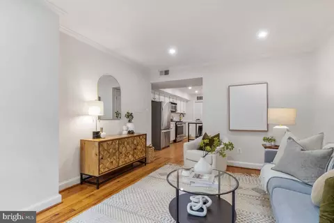 Living - 415 17th St SE, Washington, DC 20003 photo 2 of 2