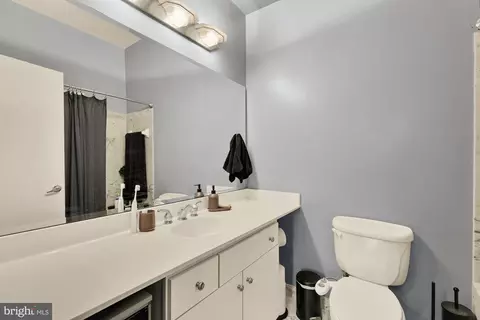 Bath - 2363 Champlain St NW #3, Washington, DC 20009 photo 2 of 4
