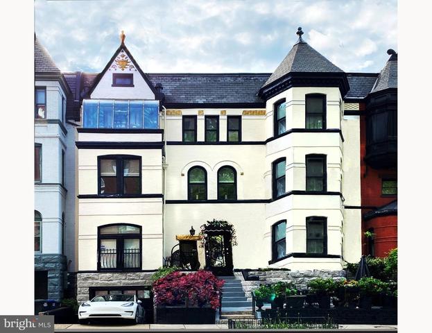 1016 NW 22nd St NW, Washington, DC 20037