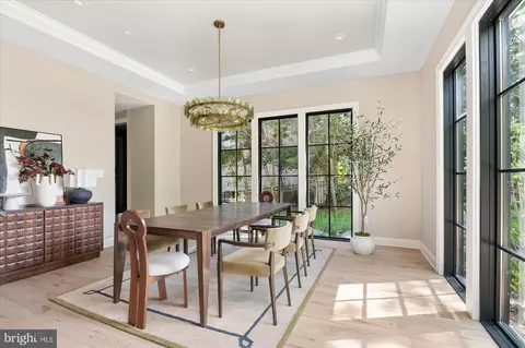 Dining - 2733 Chesapeake St NW, Washington, DC 20008 photo 1 of 3