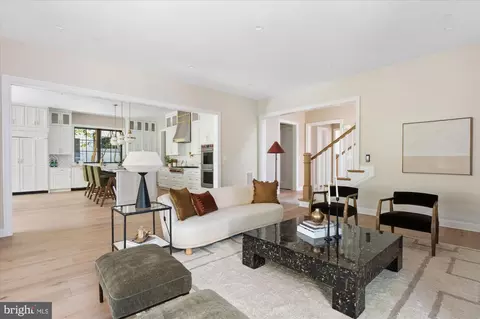 Living - 2733 Chesapeake St NW, Washington, DC 20008 photo 4 of 7