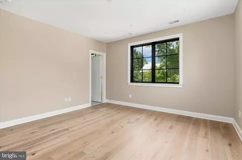 Bedroom - 2733 Chesapeake St NW, Washington, DC 20008 photo 6 of 8
