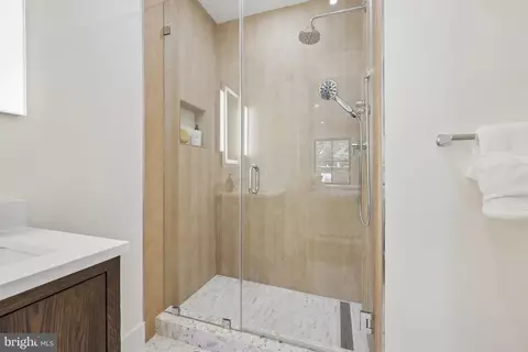 Bath - 235 12th St SE, Washington, DC 20003 photo 2 of 7