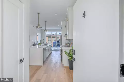 4347 Harrison St NW #4, Washington, DC 20015