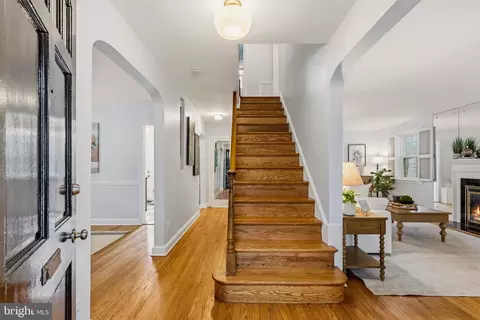 Entry Way - 8232 Eastern Ave NW, Washington, DC 20012 photo 2 of 5