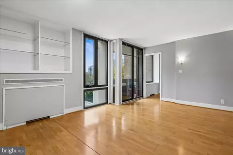 Living - 1245 4th St SW #E-409, Washington, DC 20024 photo 6 of 6