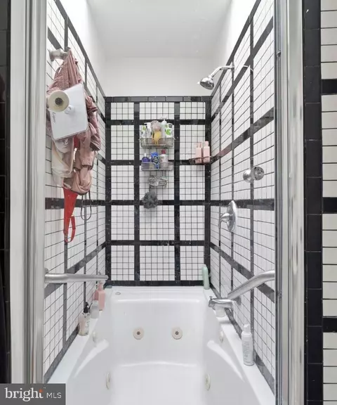 Bath - 13 16th St NE, Washington, DC 20002 photo 2 of 3