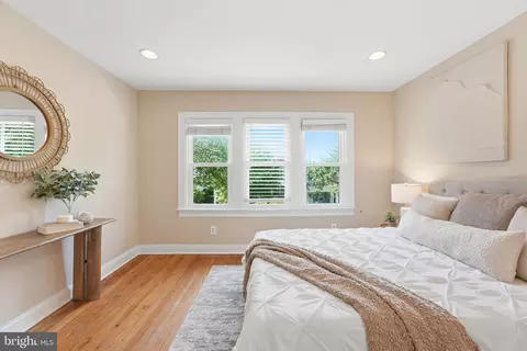 1738 L St NE, Washington, DC 20002 photo 13