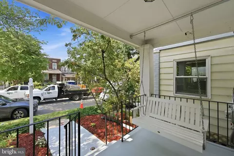 1738 L St NE, Washington, DC 20002 photo 2