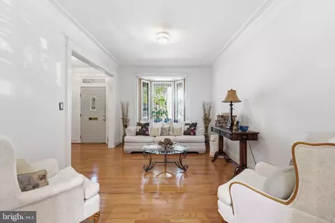 4214 3rd St NW, Washington, DC 20011