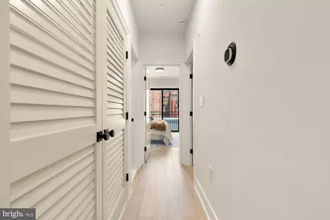 Entry Way - 1463 Harvard St NW #6, Washington, DC 20009 photo 1 of 2