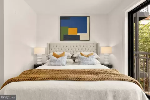 Bedroom - 1463 Harvard St NW #6, Washington, DC 20009 photo 2 of 4