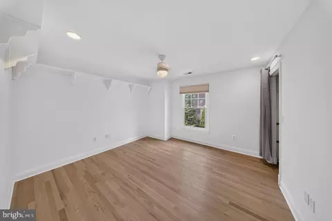 Bedroom - 5000 Macarthur Ct NW, Washington, DC 20016 photo 2 of 6