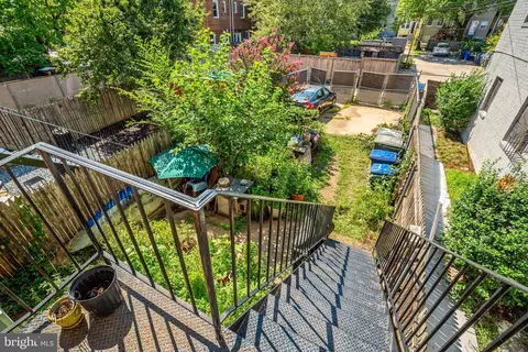 Exterior - 1827 E Capitol St SE, Washington, DC 20003 photo 2 of 4