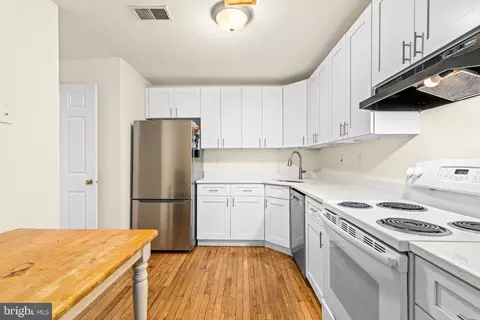 Kitchen - 1827 E Capitol St SE, Washington, DC 20003 photo 2 of 2