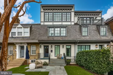 3723 Reservoir Rd NW, Washington, DC 20007