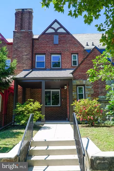 5212 1st St NW, Washington, DC 20011