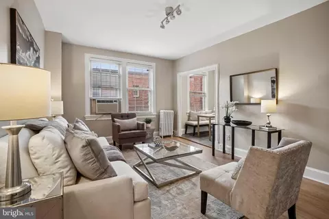 3010 Wisconsin Ave NW #207, Washington, DC 20016