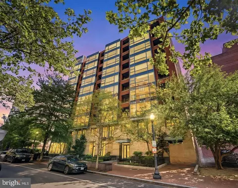 1117 10th St NW #811, Washington, DC 20001