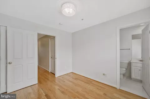 2107 12th Pl NW, Washington, DC 20009 photo 24