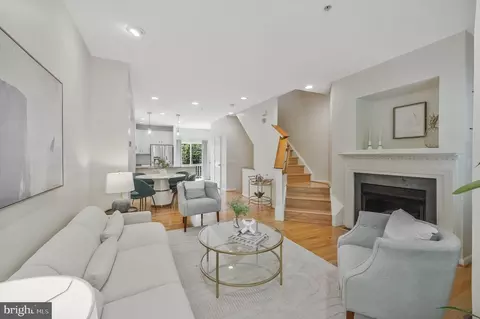 2107 12th Pl NW, Washington, DC 20009 photo 10