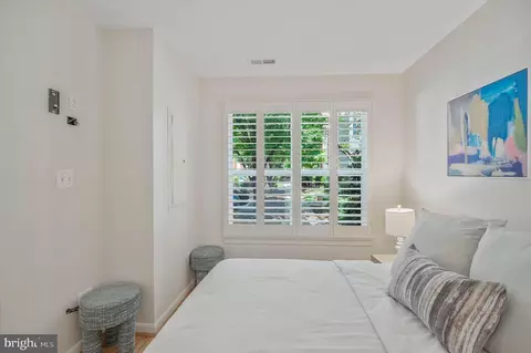 2107 12th Pl NW, Washington, DC 20009 photo 6