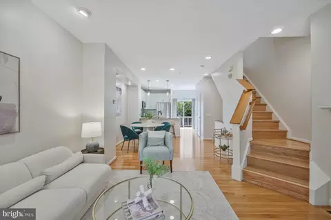 2107 12th Pl NW, Washington, DC 20009 photo 9