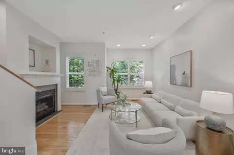 2107 12th Pl NW, Washington, DC 20009 photo 12