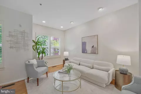 2107 12th Pl NW, Washington, DC 20009 photo 11
