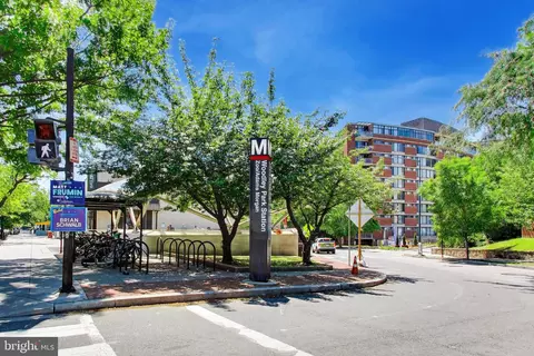 Exterior - 2501 Calvert St NW #103, Washington, DC 20008 photo 5 of 5