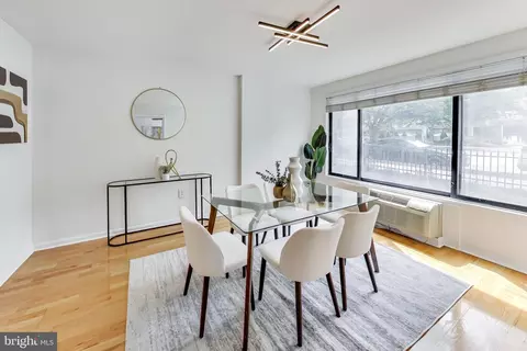 Dining - 2501 Calvert St NW #103, Washington, DC 20008 photo 1 of 3