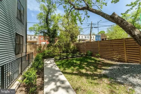 Exterior - 1019 17th Pl NE #401, Washington, DC 20002 photo 5 of 7