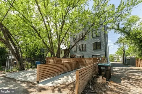 Exterior - 1019 17th Pl NE #401, Washington, DC 20002 photo 6 of 7