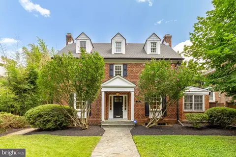 7325 16th St NW, Washington, DC 20012