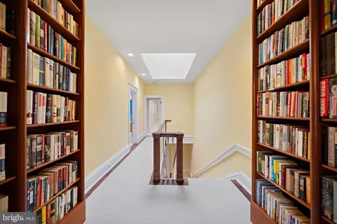 Entry Way - 2134 R St NW, Washington, DC 20008 photo 6 of 7