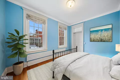 Bedroom - 2134 R St NW, Washington, DC 20008 photo 2 of 6