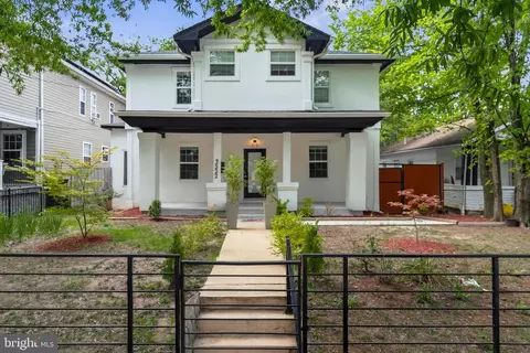 3522 S Dakota Ave NE, Washington, DC 20018