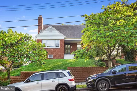 335 Quackenbos St NE, Washington, DC 20011