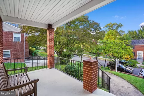 335 Quackenbos St NE, Washington, DC 20011