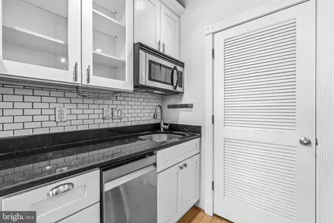 Other - 610 3rd St SE #1, Washington, DC 20003 photo 4 of 5