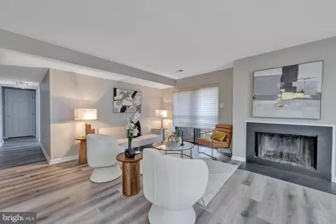 3436 Summit Ct NE #3436, Washington, DC 20018
