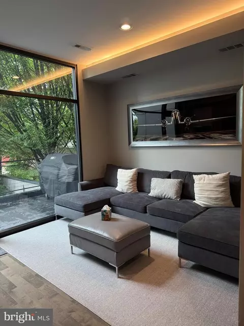Living - 3609 R St NW, Washington, DC 20007 photo 2 of 2